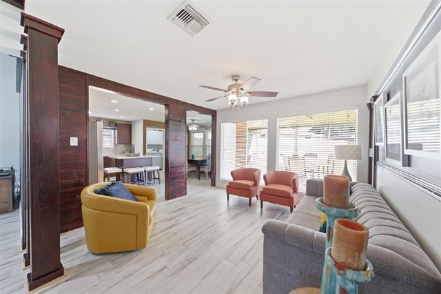 9003 Tami Renee Lane, Houston, TX 77040