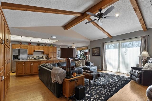 8 Elizabeth Drive, Bella Vista, AR 72715