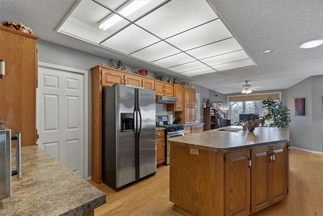 8 Elizabeth Drive, Bella Vista, AR 72715