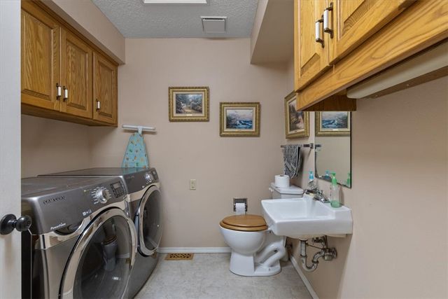 8 Elizabeth Drive, Bella Vista, AR 72715