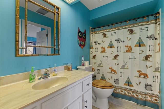 8 Elizabeth Drive, Bella Vista, AR 72715