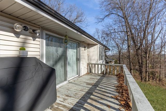 8 Elizabeth Drive, Bella Vista, AR 72715