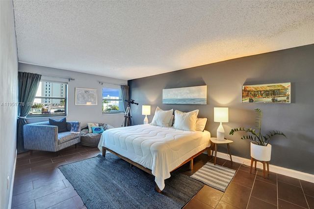 1201 S Ocean Dr 218N, Hollywood, FL 33019