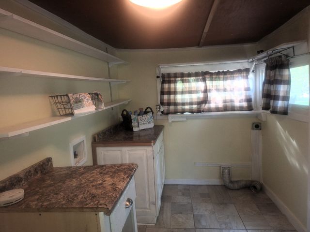 108 Weaver St, Decherd, TN 37324