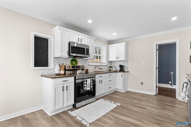 2624 Valley Brook Drive, Huntsville, AL 35811