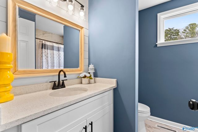 2624 Valley Brook Drive, Huntsville, AL 35811