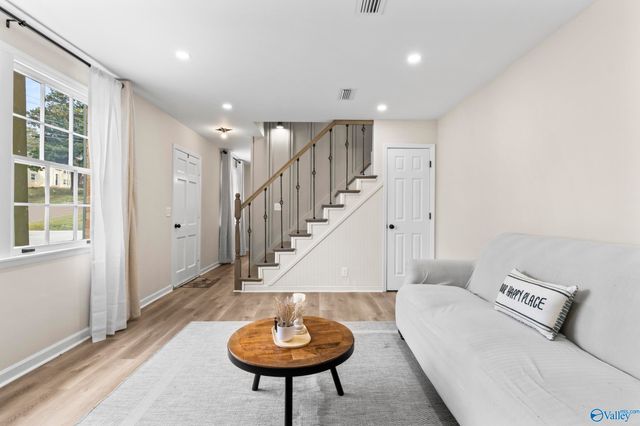 2624 Valley Brook Drive, Huntsville, AL 35811