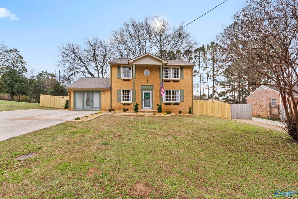 2624 Valley Brook Drive, Huntsville, AL 35811