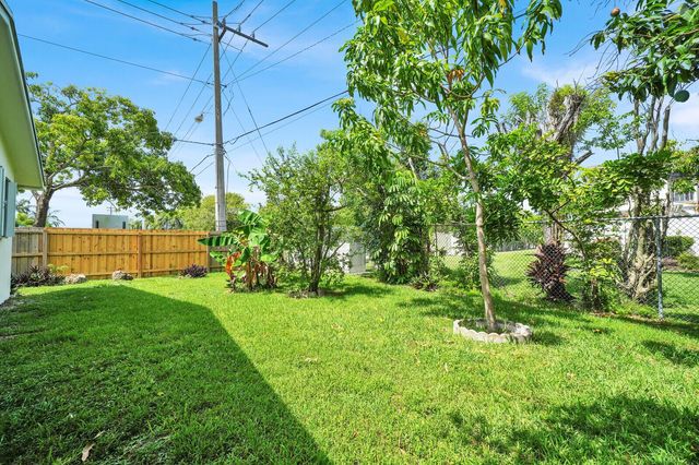 22229 SW 65TH Terrace, Boca Raton, FL 33428