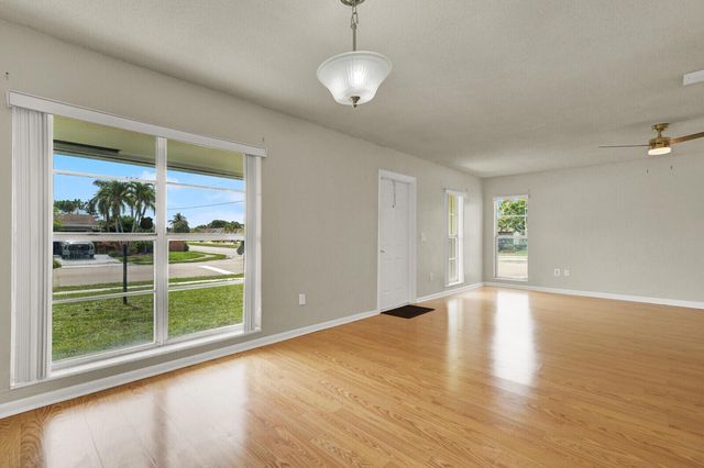 22229 SW 65TH Terrace, Boca Raton, FL 33428