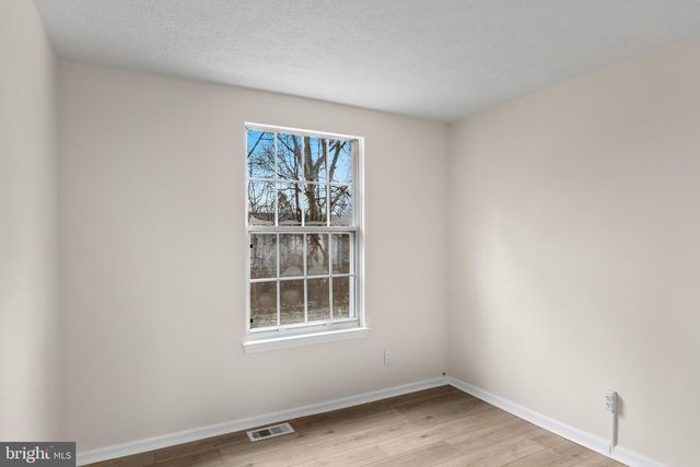 127 VILLA KNOLL CT, Sicklerville, NJ 08081