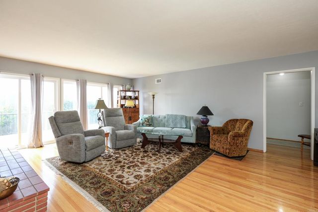 6145 Carling Way, San Diego, CA 92115