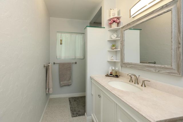 6145 Carling Way, San Diego, CA 92115