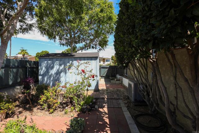 6145 Carling Way, San Diego, CA 92115