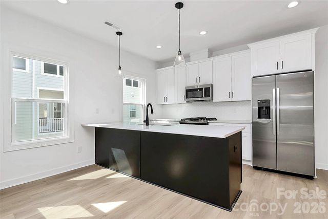 3804 Odom Way, Charlotte, NC 28208