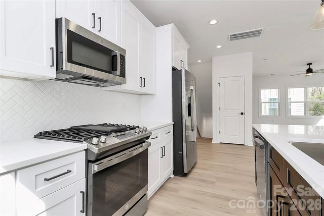 3804 Odom Way, Charlotte, NC 28208