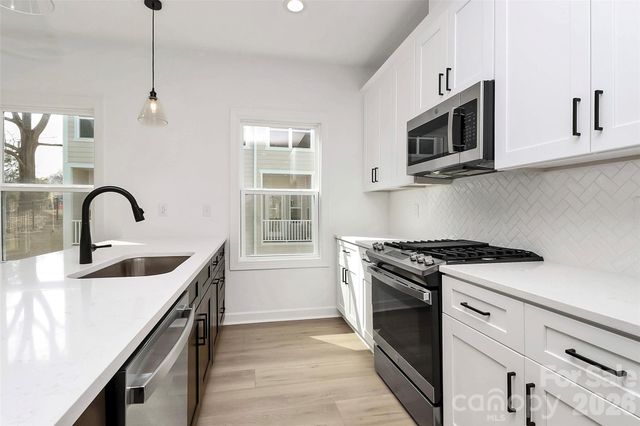 3804 Odom Way, Charlotte, NC 28208