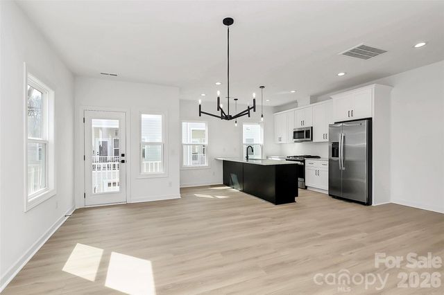 3804 Odom Way, Charlotte, NC 28208