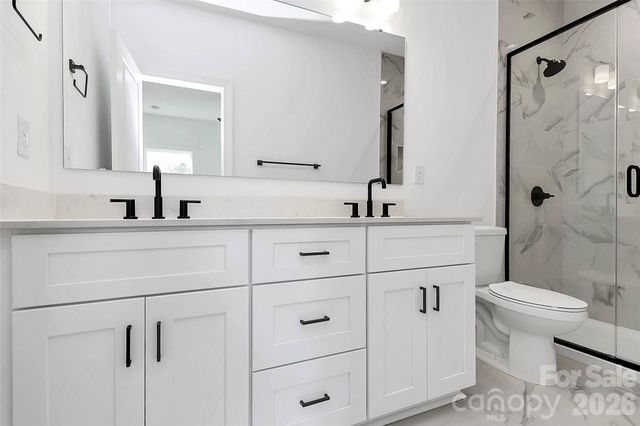 3804 Odom Way, Charlotte, NC 28208