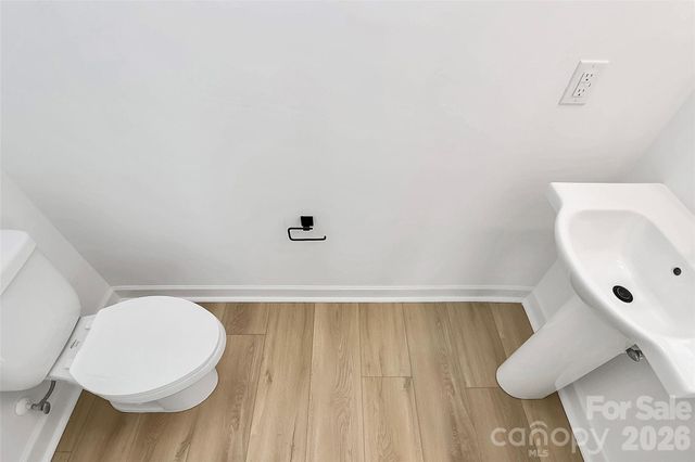 3804 Odom Way, Charlotte, NC 28208