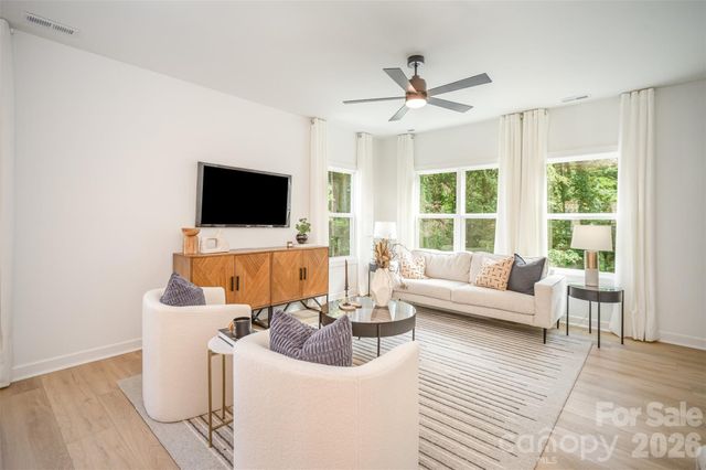 3804 Odom Way, Charlotte, NC 28208