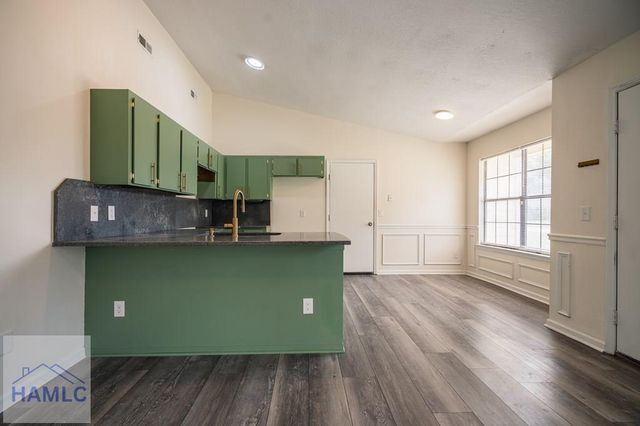 503 Idlewood Circle, Hinesville, GA 31313