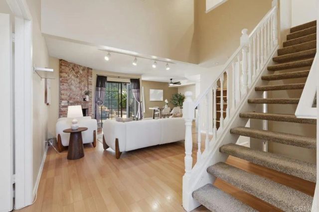 1832 Cottonwood Avenue, Carlsbad, CA 92011