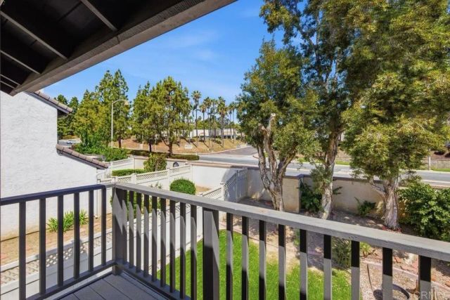 1832 Cottonwood Avenue, Carlsbad, CA 92011