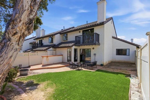 1832 Cottonwood Avenue, Carlsbad, CA 92011
