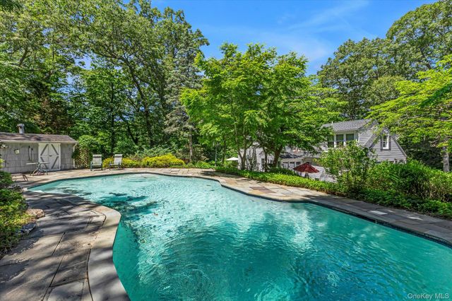 58 Makamah Road, Northport, NY 11768