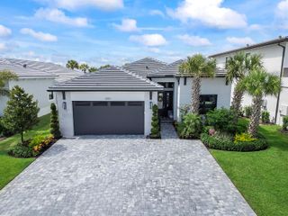 12511 Solana Bay Circle, Palm Beach Gardens, FL 33412
