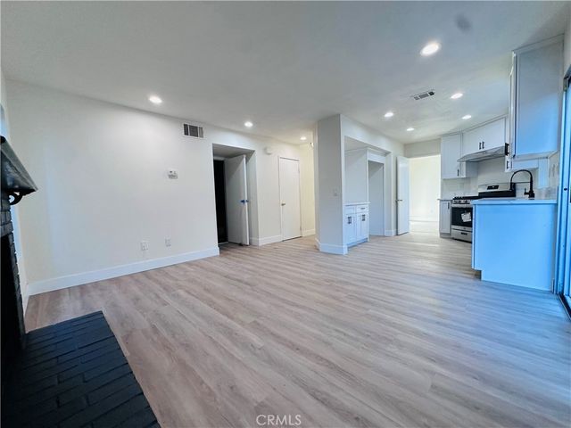 12218 Pluto Drive, Victorville, CA 92392