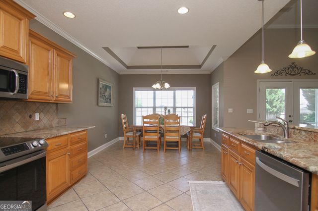 112 Addington Drive, Kathleen, GA 31047