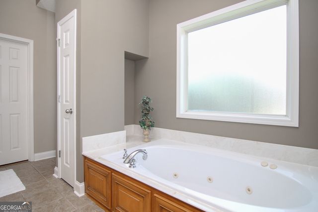 112 Addington Drive, Kathleen, GA 31047