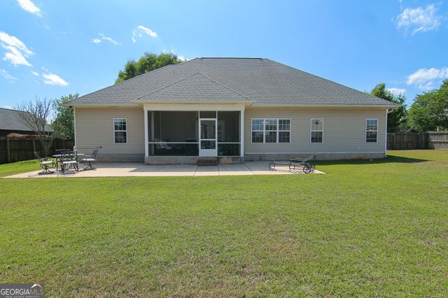 112 Addington Drive, Kathleen, GA 31047