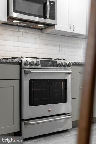 733 W FOSTER AVE, State College, PA 16801