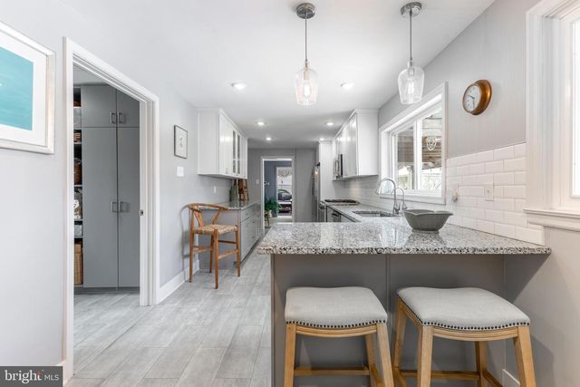 733 W FOSTER AVE, State College, PA 16801