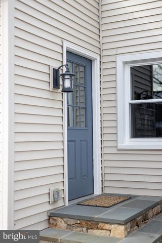 733 W FOSTER AVE, State College, PA 16801