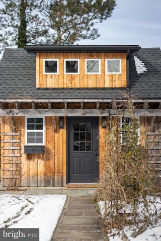 733 W FOSTER AVE, State College, PA 16801