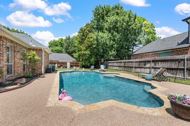 200 Mill Wood Drive, Colleyville, TX 76034