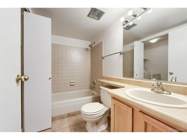 10253 E Peakview Ave B203, Englewood, CO 80111