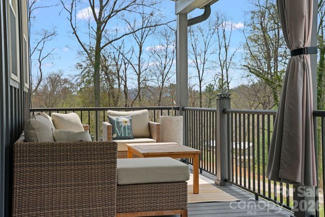 16 Hare Ridge, Asheville, NC 28803