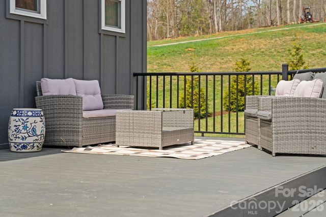 16 Hare Ridge, Asheville, NC 28803