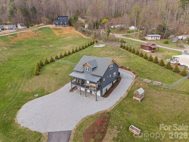 16 Hare Ridge, Asheville, NC 28803