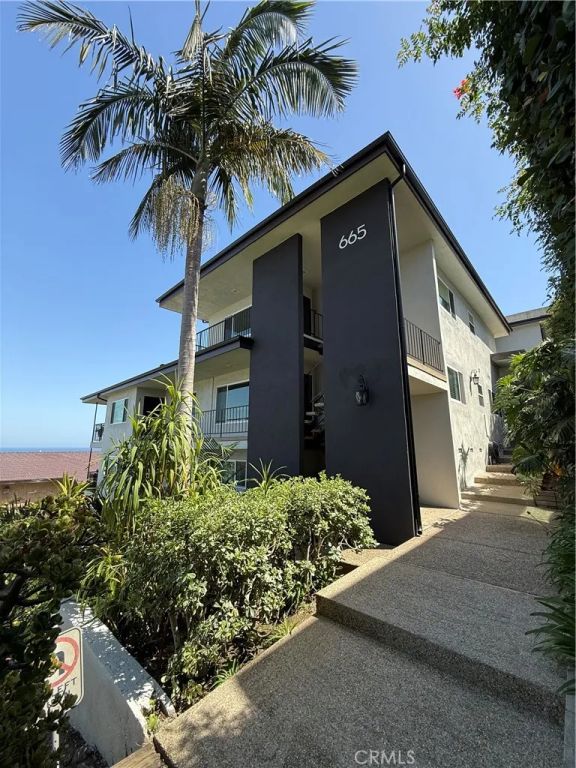 665 W 34th 7, San Pedro, CA 90731