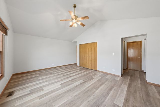 7770 Bristol Park Drive, Tinley Park, IL 60477