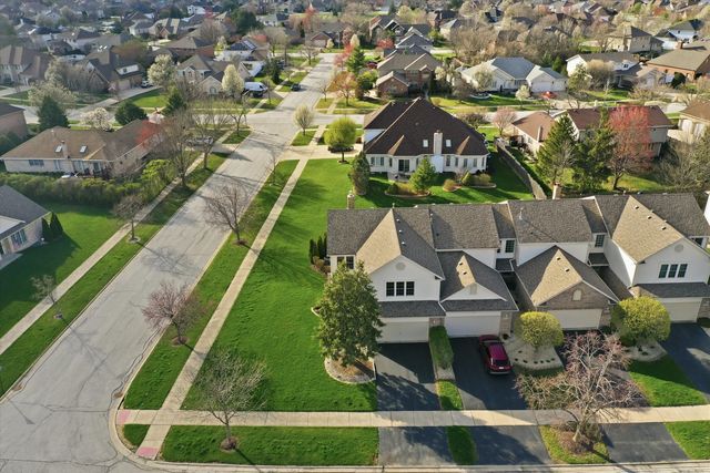 7770 Bristol Park Drive, Tinley Park, IL 60477