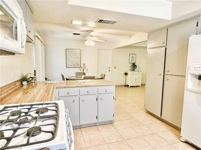 4175 Santa Terrasa Place, Las Vegas, NV 89121