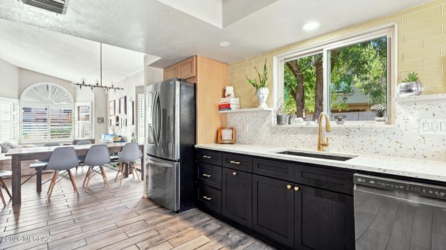 12431 N Copper Queen Way, Oro Valley, AZ 85755