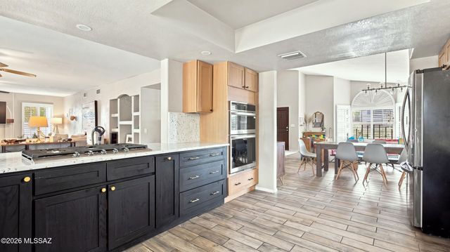 12431 N Copper Queen Way, Oro Valley, AZ 85755